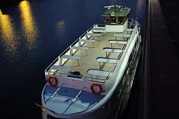 Osobní motorová loď Astor